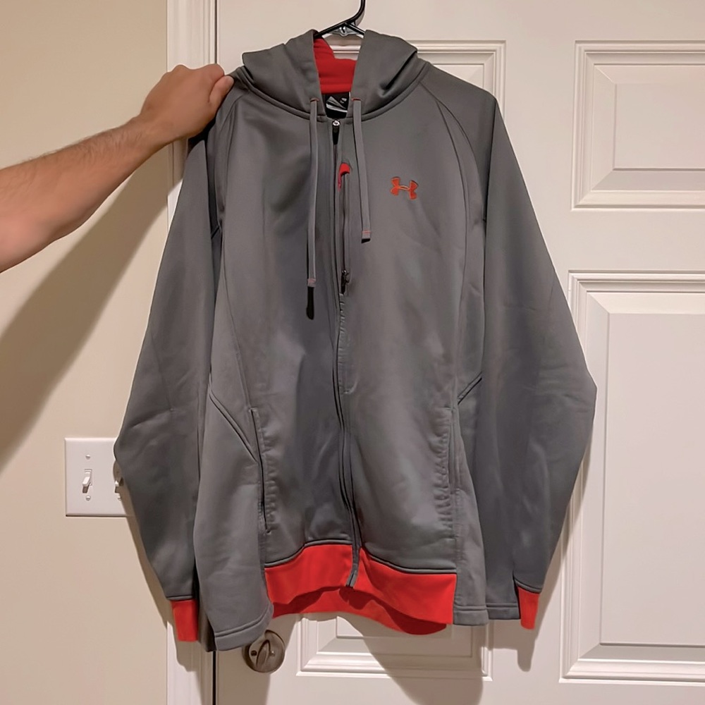 Zip up